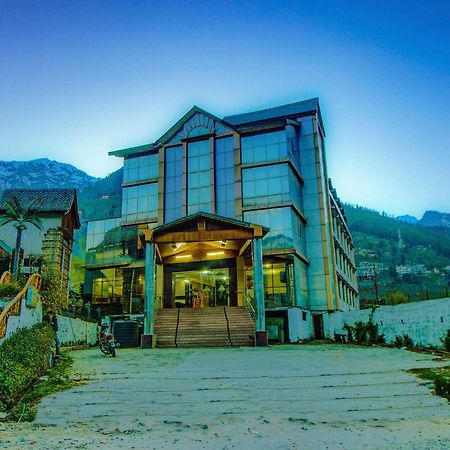 Kalinga Grand Hotel Manāli Екстериор снимка