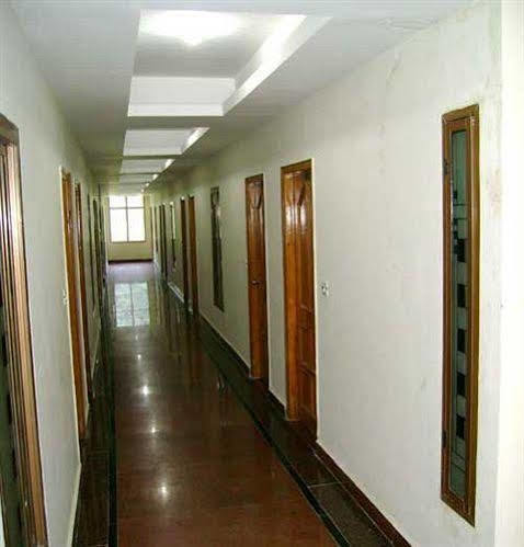 Kalinga Grand Hotel Manāli Екстериор снимка